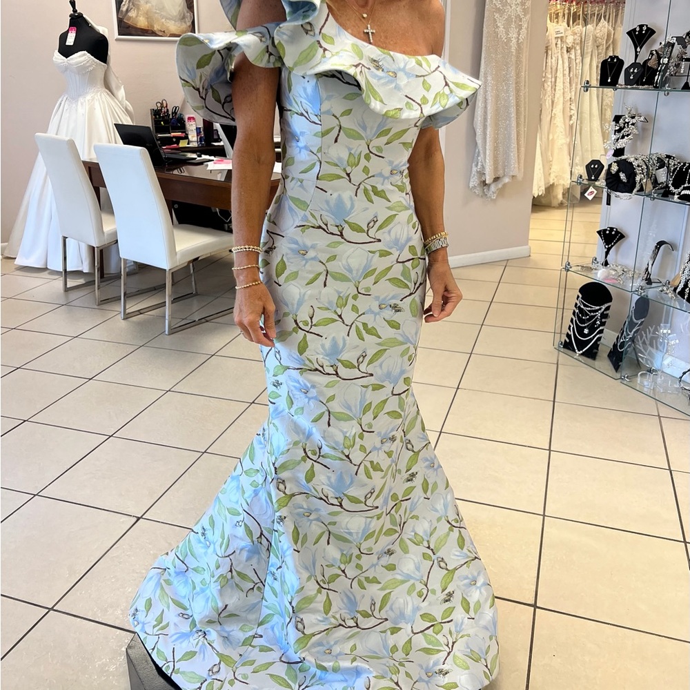 One-Shoulder Floral Mermaid Dress in Light Blue and Green by